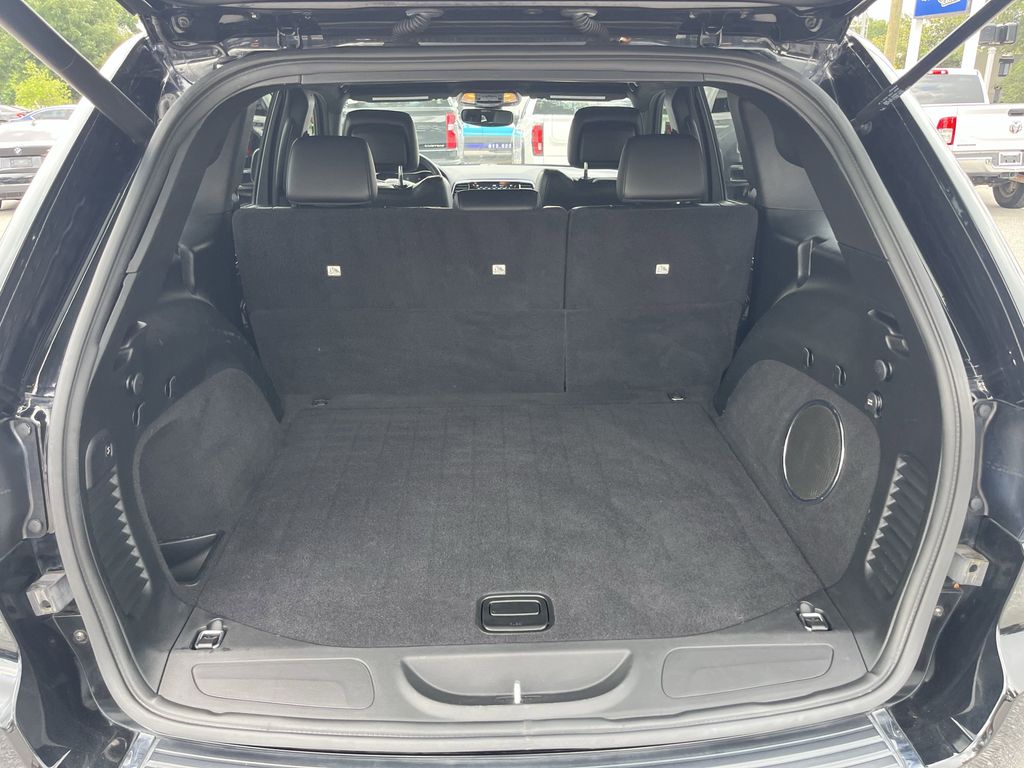 used 2021 Jeep Grand Cherokee car, priced at $19,911