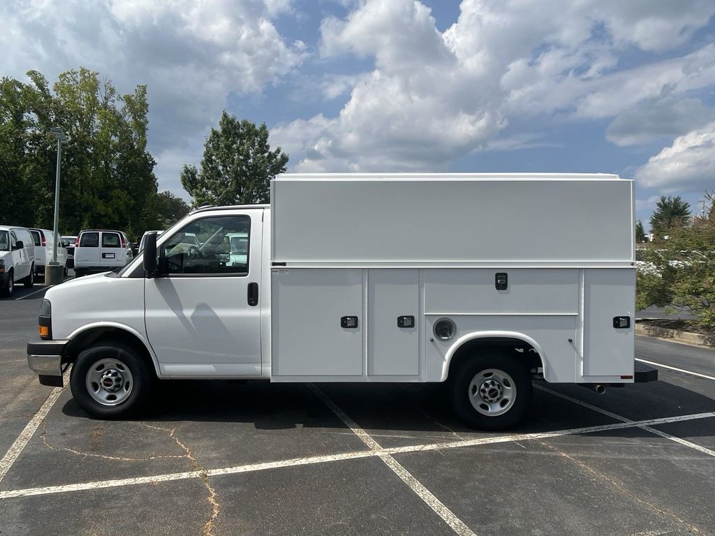 new 2024 GMC Savana 3500 car, priced at $41,513