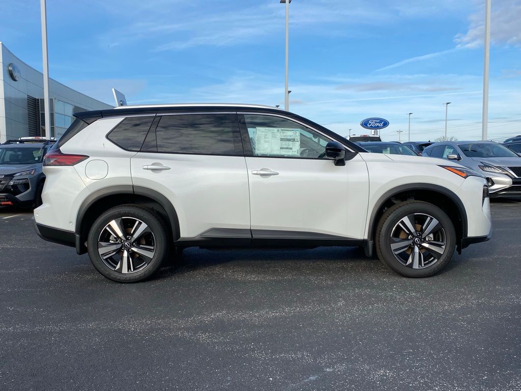 new 2024 Nissan Rogue car, priced at $33,030