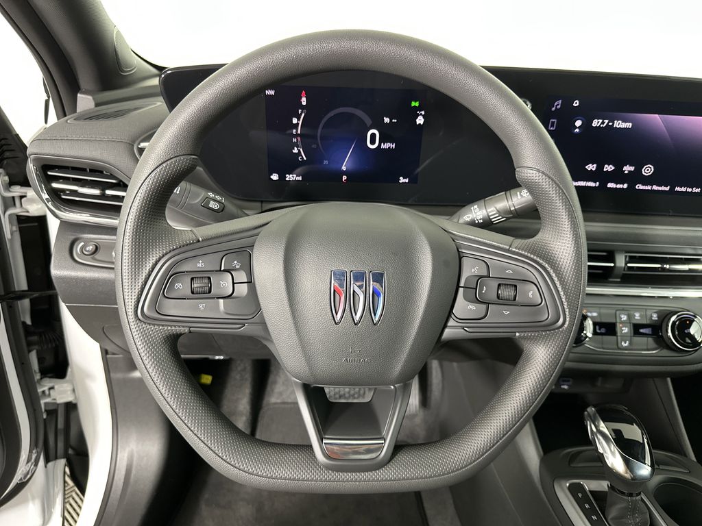 new 2025 Buick Envista car, priced at $24,695