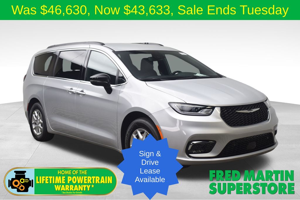 new 2026 Chrysler Pacifica car, priced at $43,633