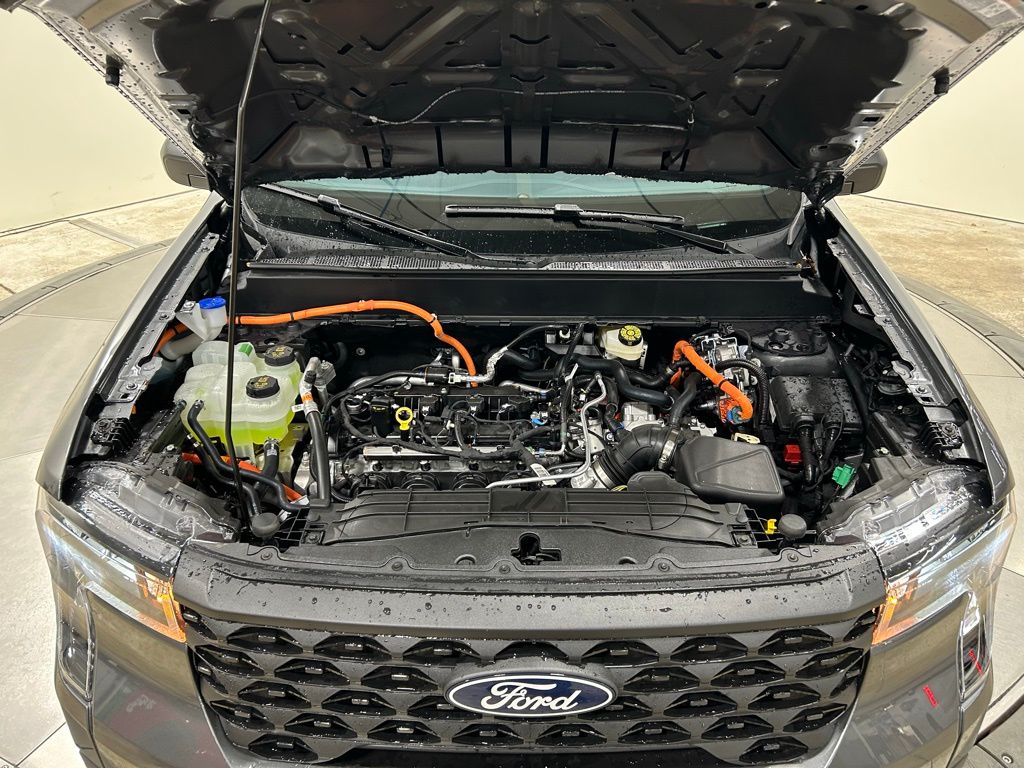 new 2025 Ford Maverick car, priced at $34,100