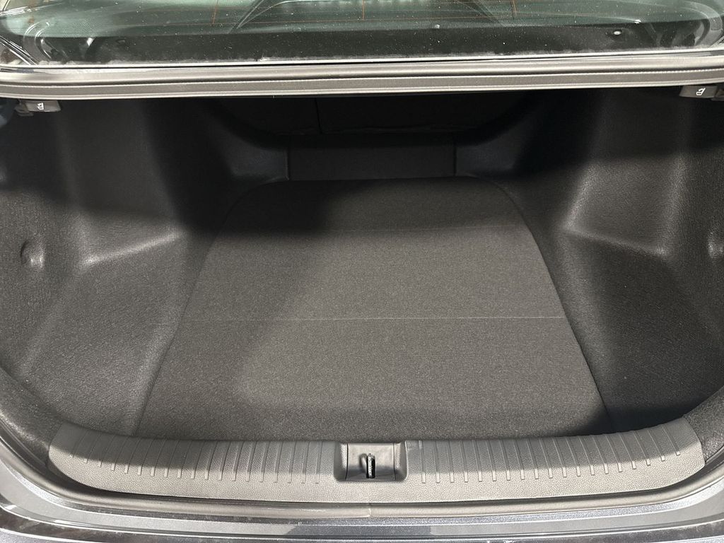 new 2025 Honda Accord Hybrid car, priced at $36,090