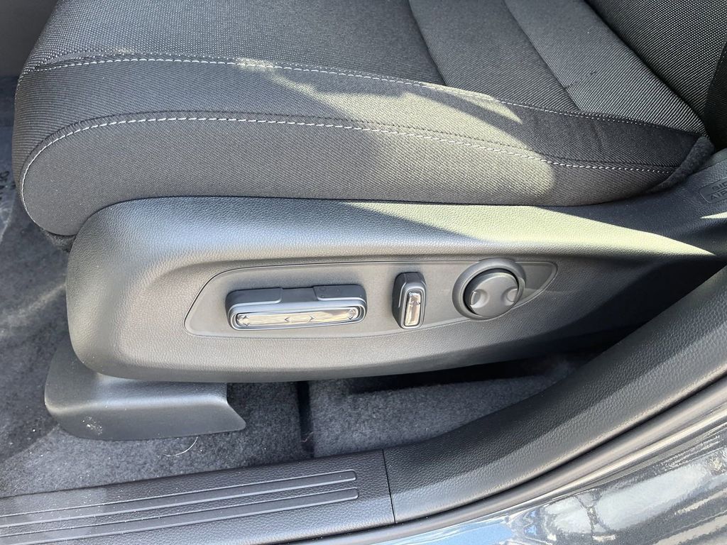 new 2025 Honda CR-V car, priced at $33,835