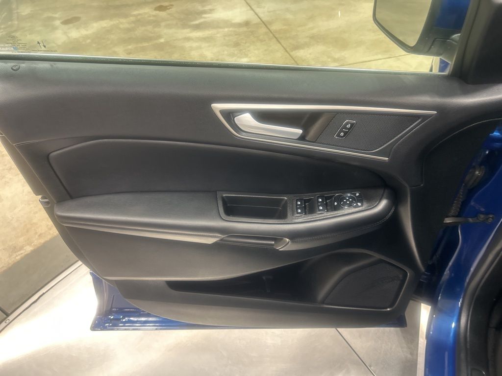 used 2023 Ford Edge car, priced at $29,956