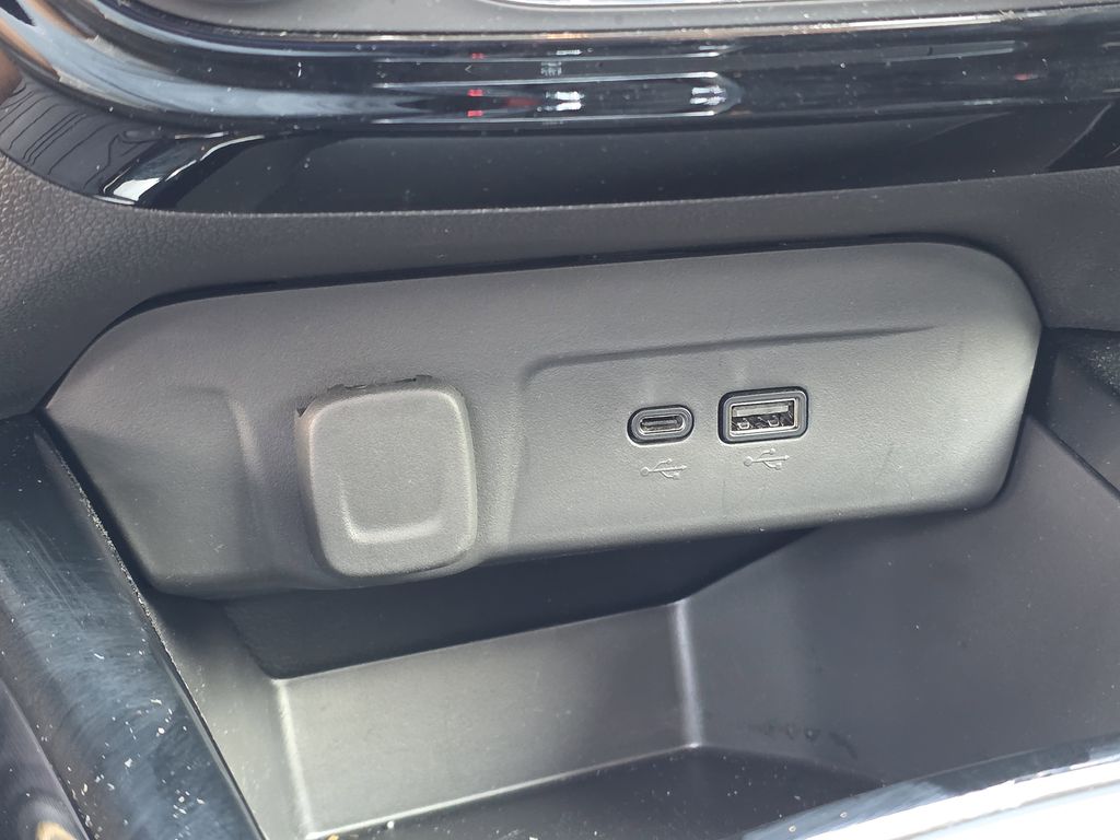 used 2025 Chevrolet Trax car, priced at $23,793