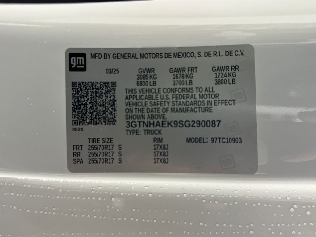 new 2025 GMC Sierra 1500 car, priced at $33,145