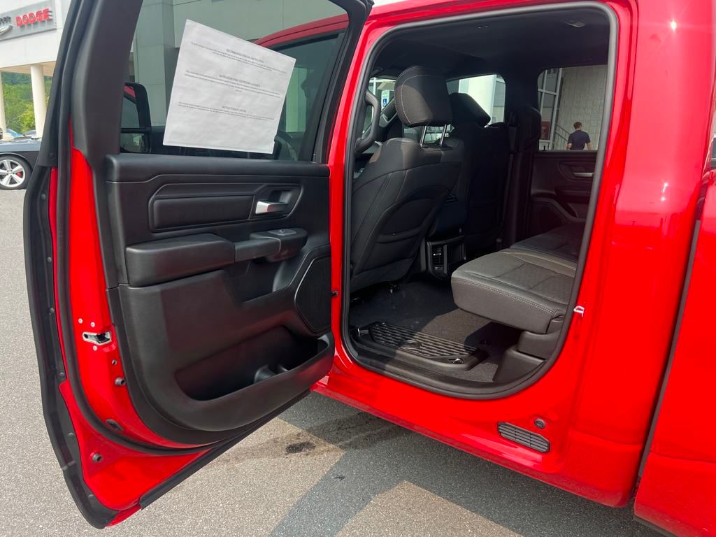 new 2025 Ram 1500 car, priced at $43,990