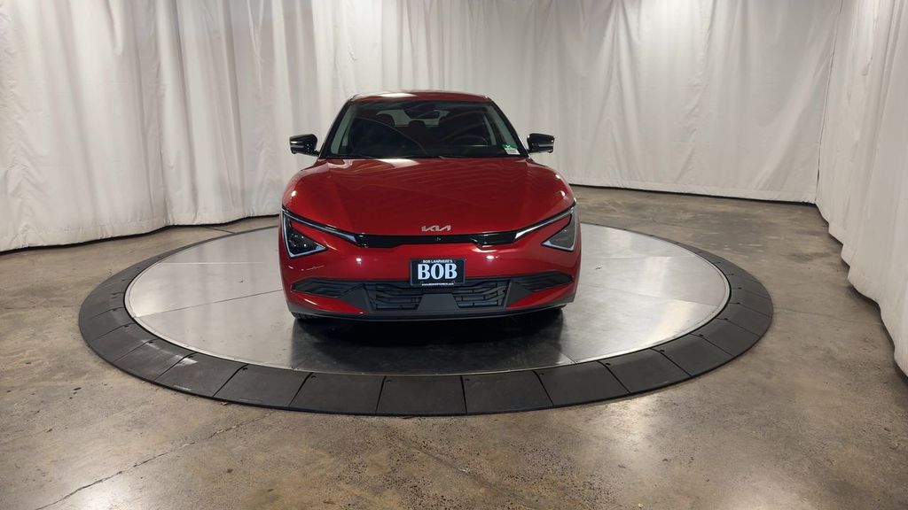 new 2025 Kia EV6 car, priced at $49,917