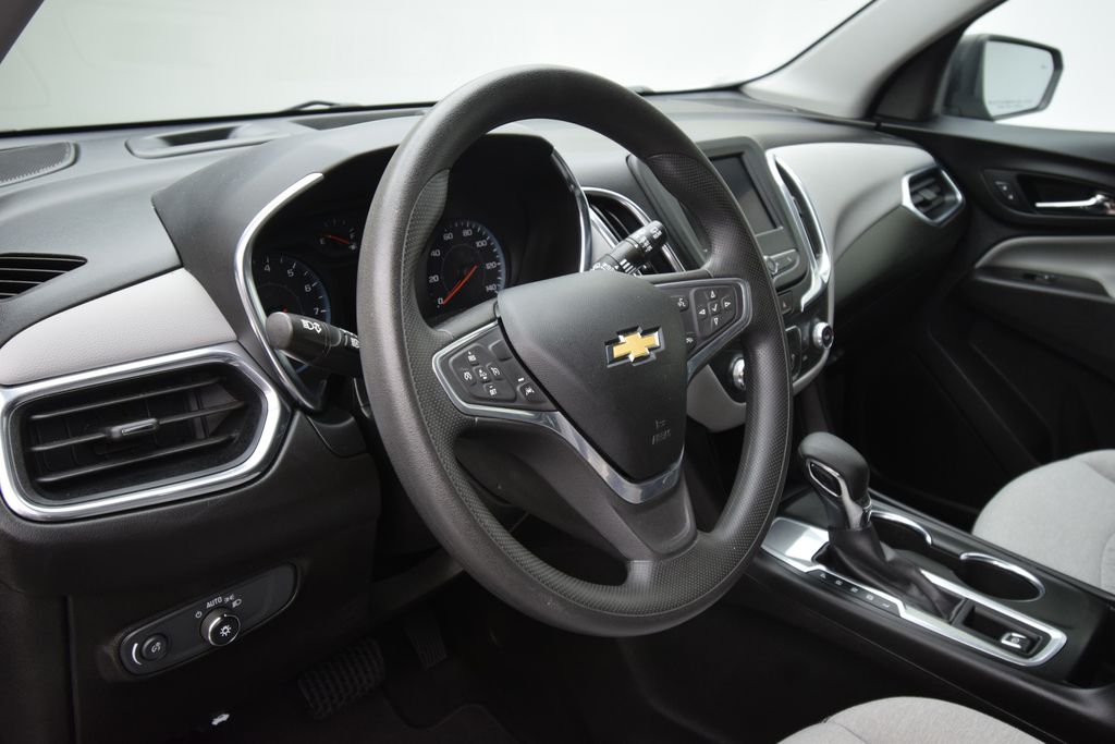 used 2022 Chevrolet Equinox car, priced at $17,700