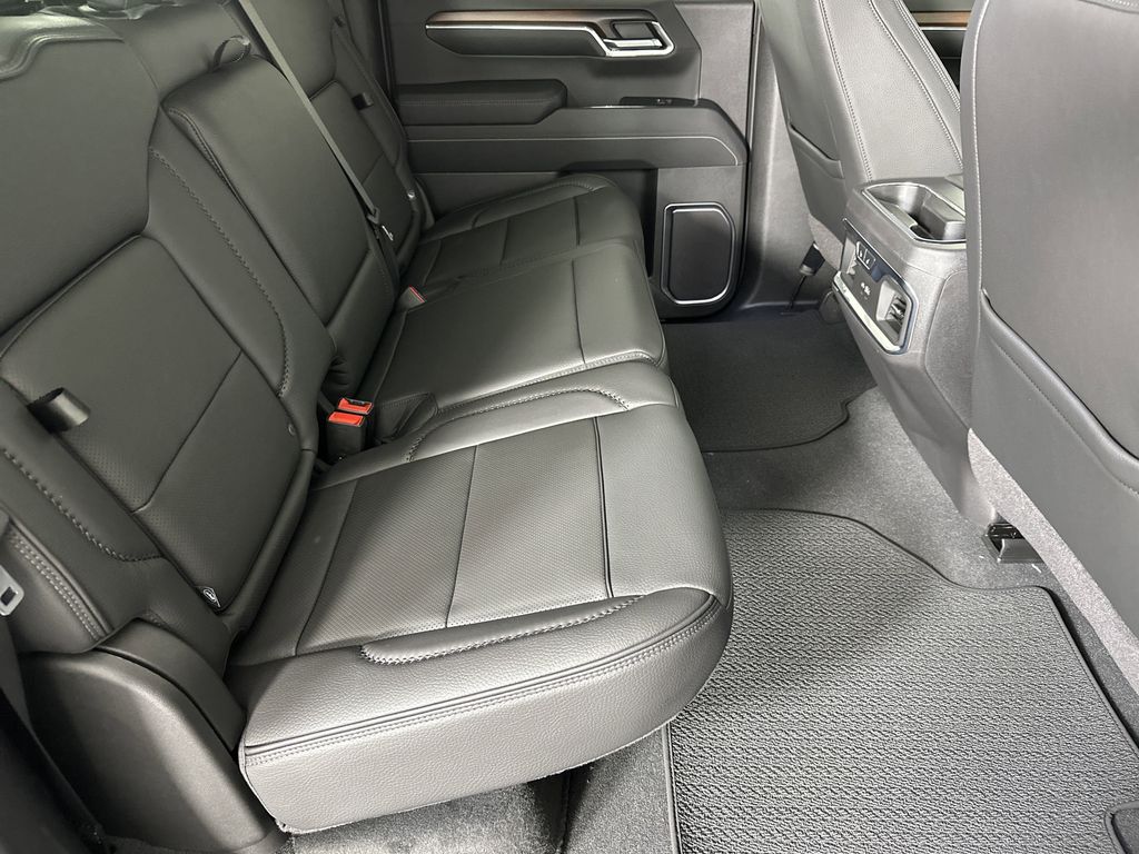 new 2025 GMC Sierra 1500 car, priced at $68,494