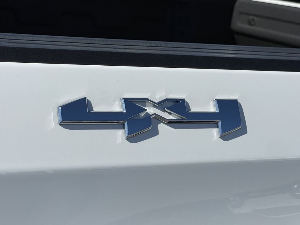 new 2025 GMC Sierra 1500 car, priced at $37,834