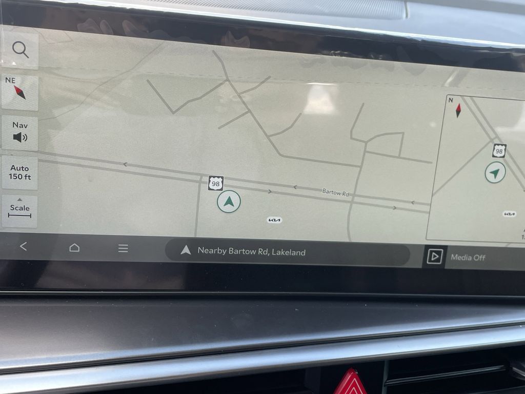 new 2025 Kia Sorento car, priced at $32,499