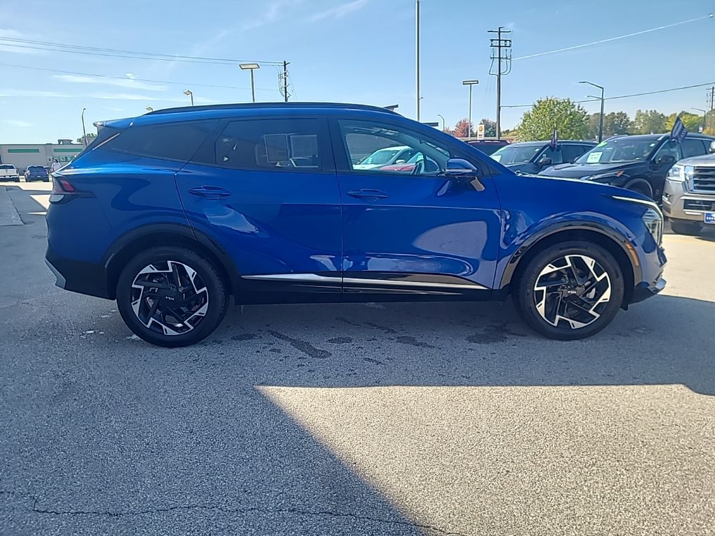 used 2024 Kia Sportage car, priced at $33,126