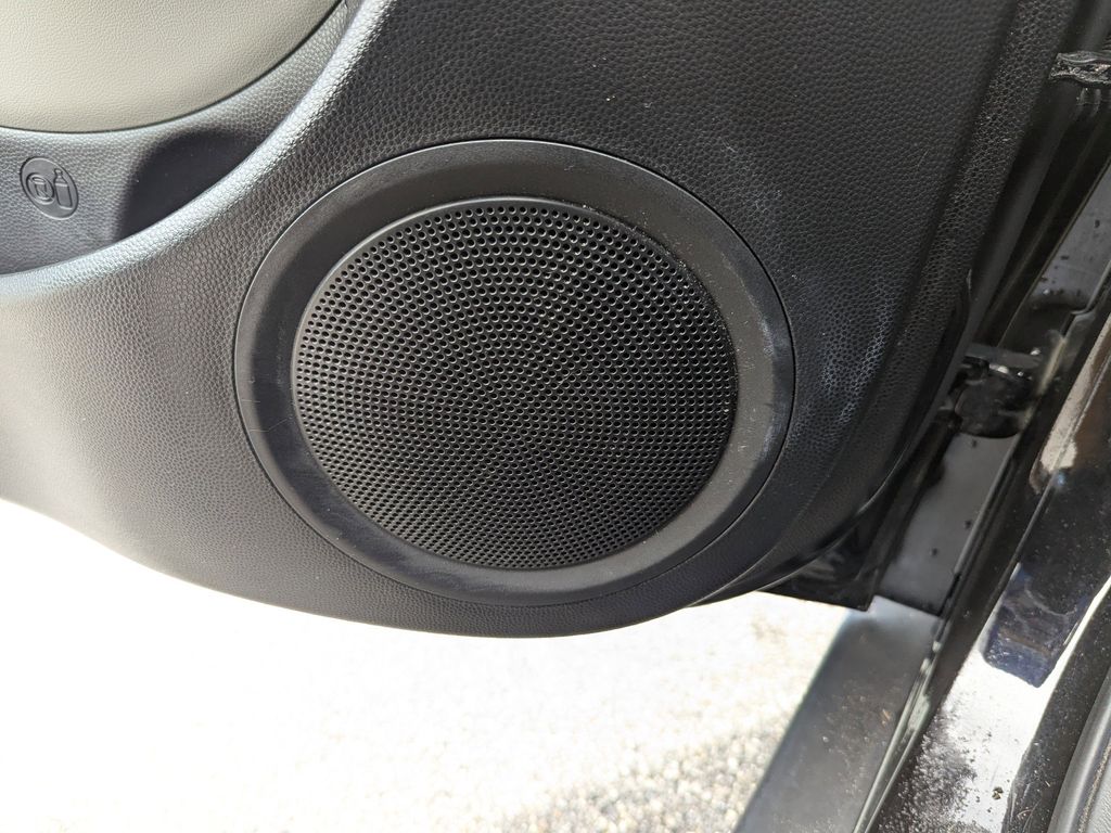 used 2015 Kia Soul car, priced at $7,592