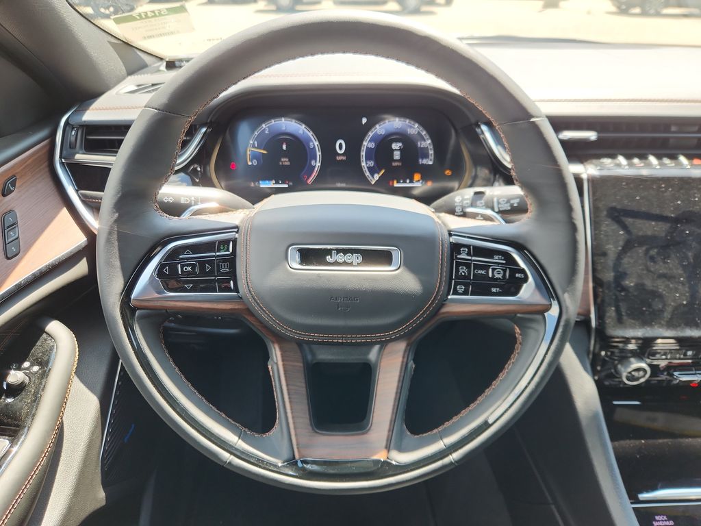 new 2025 Jeep Grand Cherokee L car, priced at $64,753
