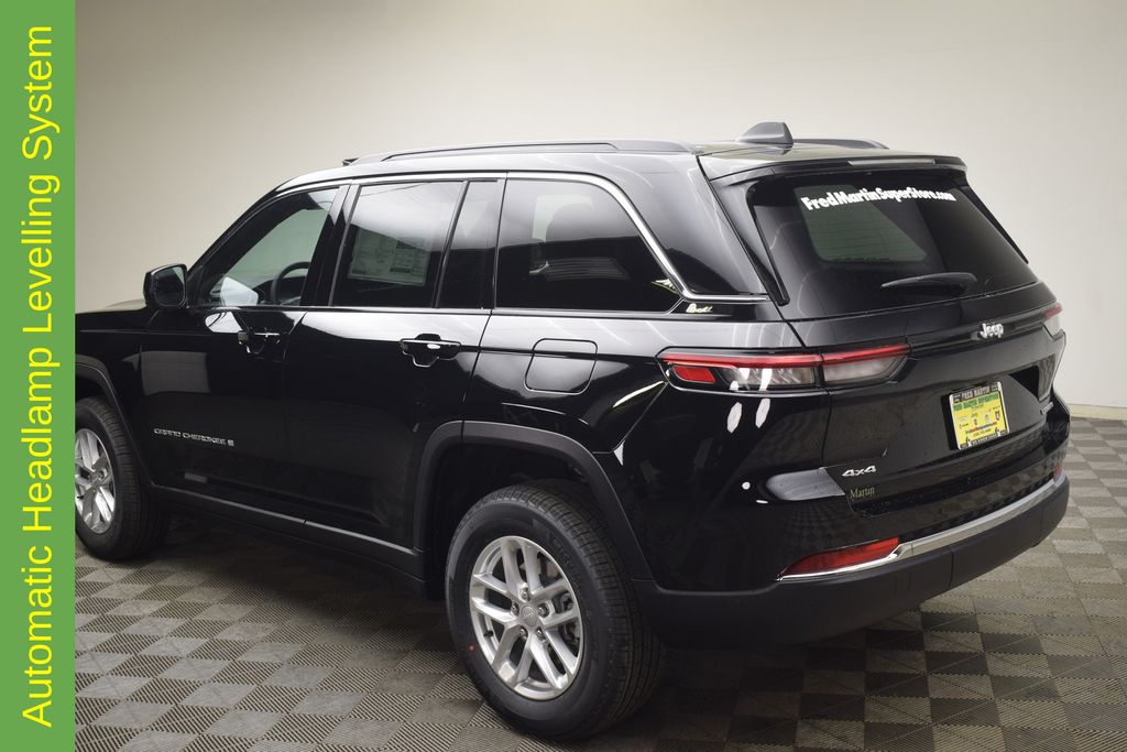 new 2025 Jeep Grand Cherokee car, priced at $37,951