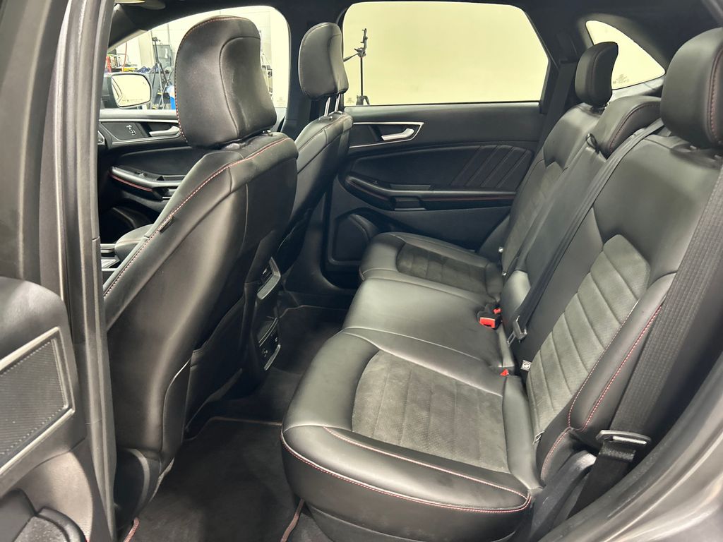 used 2022 Ford Edge car, priced at $27,623