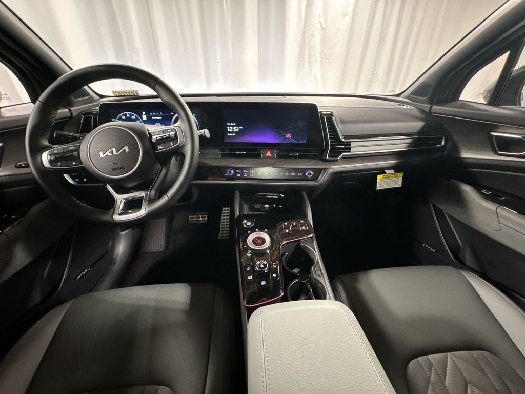 new 2025 Kia Sportage Plug-In Hybrid car, priced at $45,100