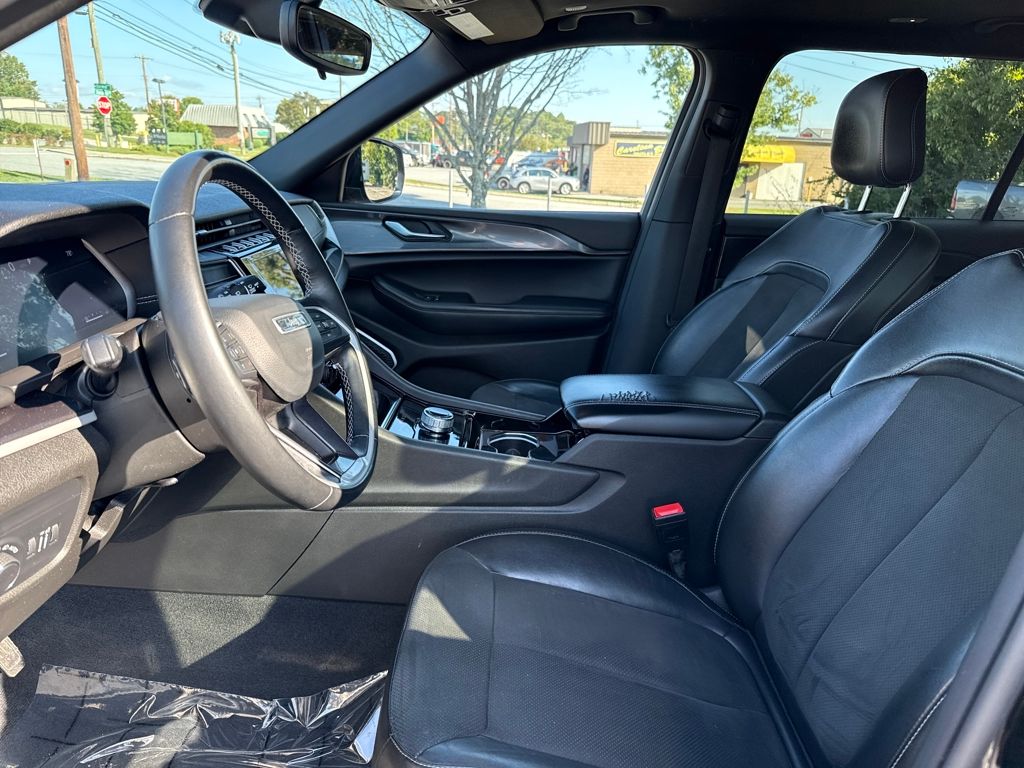 used 2022 Jeep Grand Cherokee L car, priced at $29,400