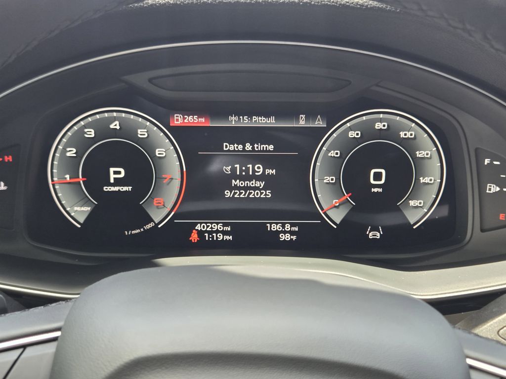 used 2023 Audi Q7 car, priced at $40,283