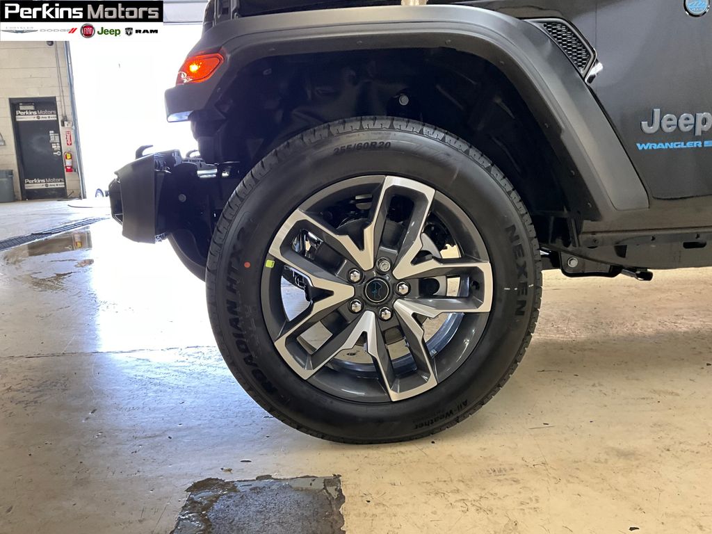 new 2025 Jeep Wrangler car, priced at $52,964