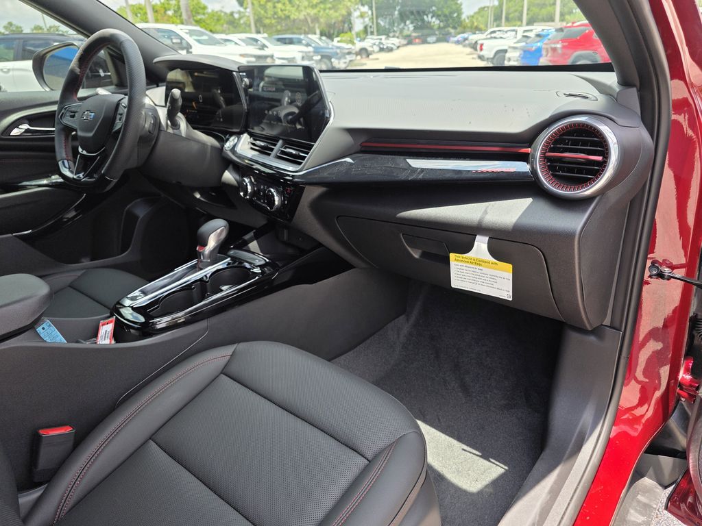 new 2025 Chevrolet Trax car, priced at $27,224