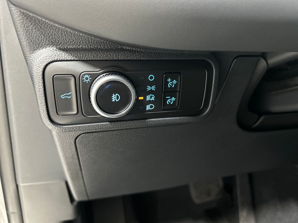 new 2025 Ford Explorer car, priced at $45,826
