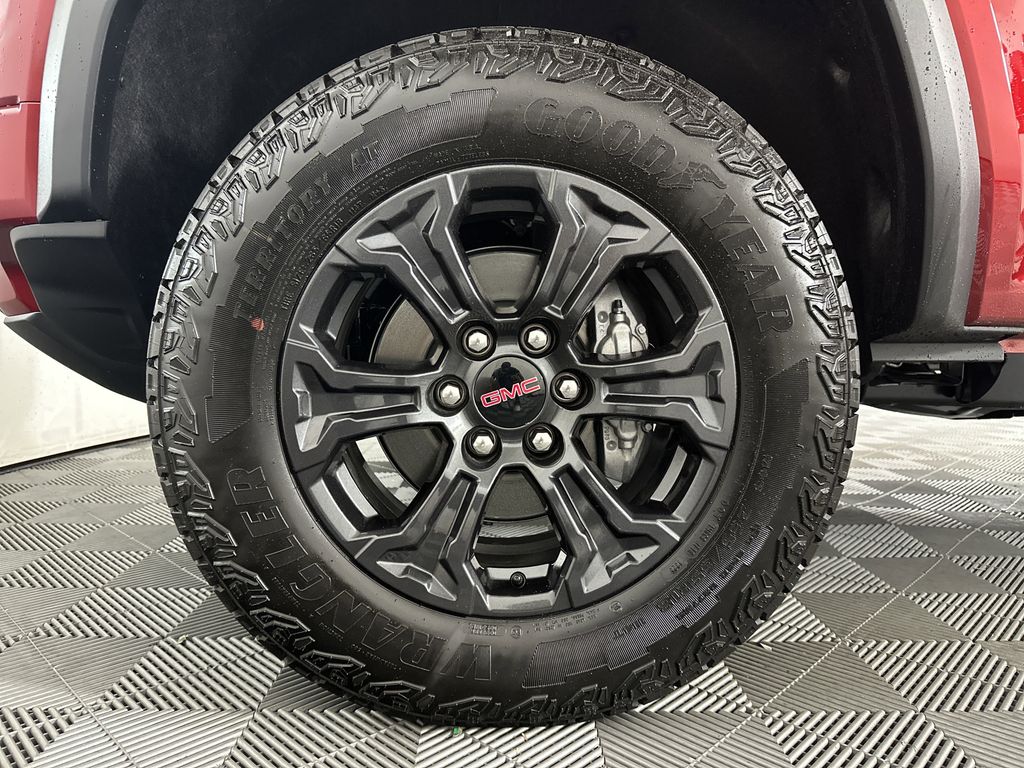 new 2025 GMC Canyon car, priced at $41,570