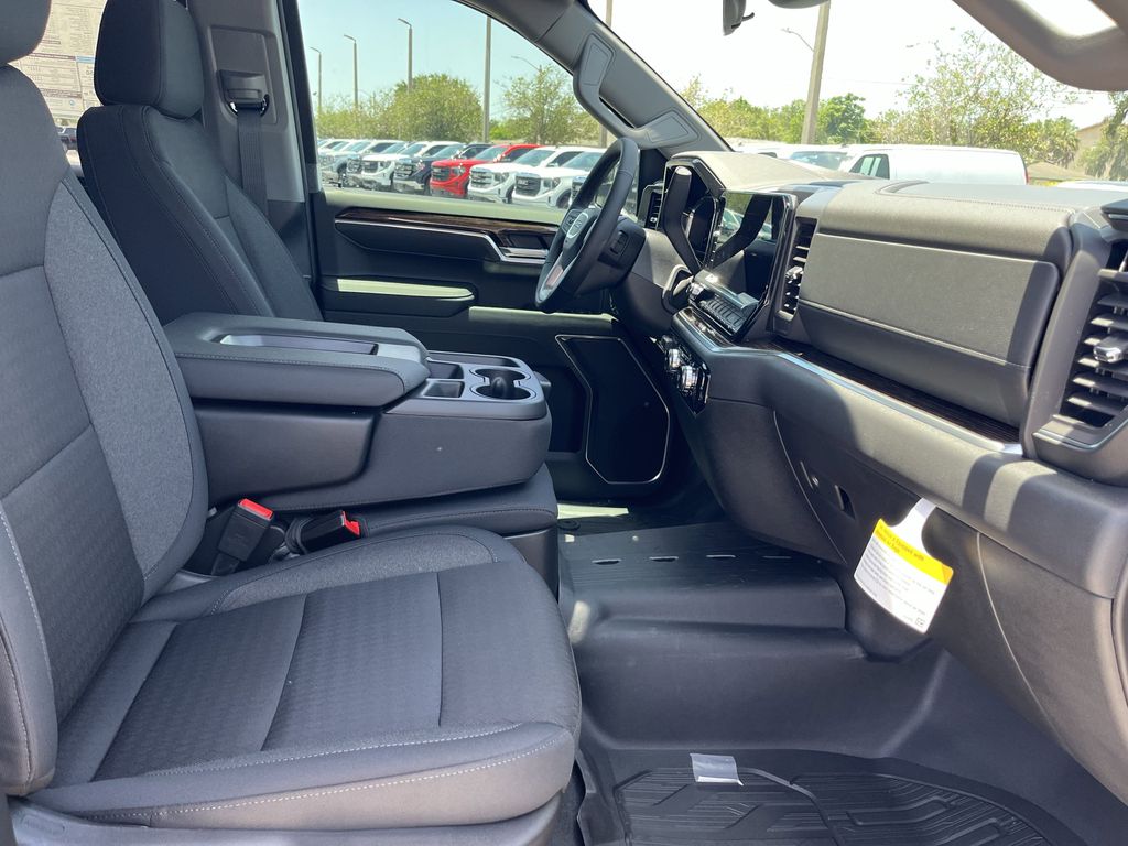 new 2025 GMC Sierra 1500 car, priced at $54,690