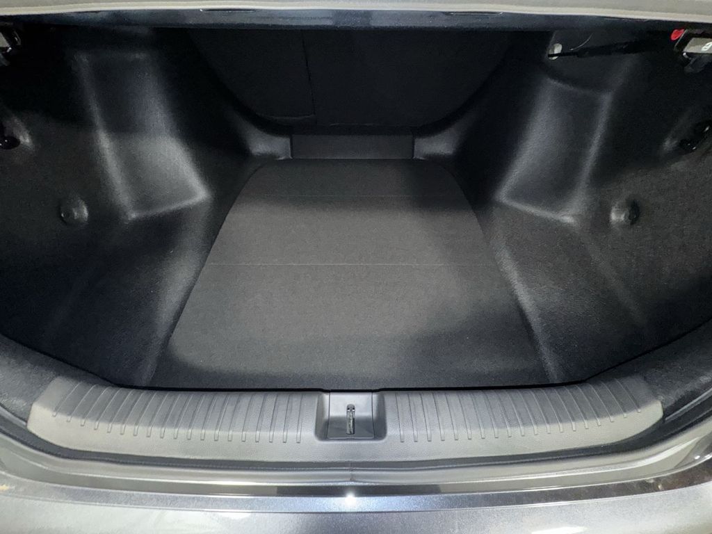 new 2025 Honda Accord Hybrid car, priced at $40,450
