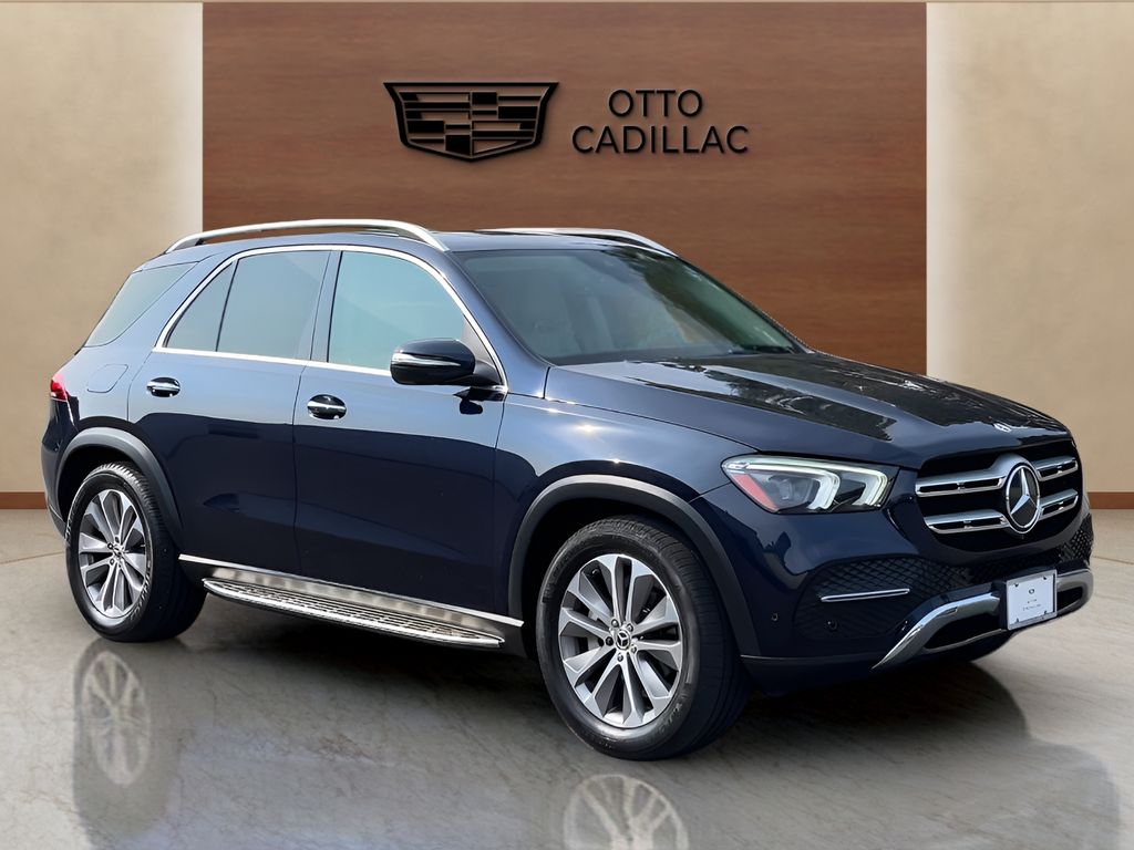 used 2022 Mercedes-Benz GLE car, priced at $43,000