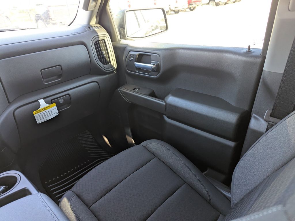 new 2025 Chevrolet Silverado 1500 car, priced at $37,598