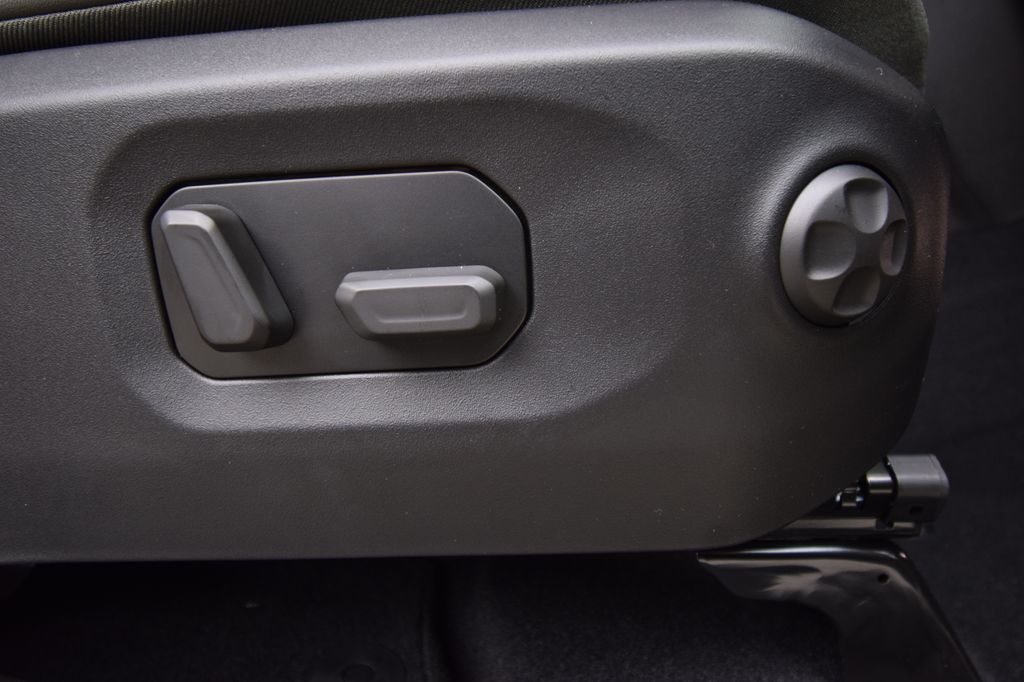 new 2025 Jeep Gladiator car, priced at $55,687