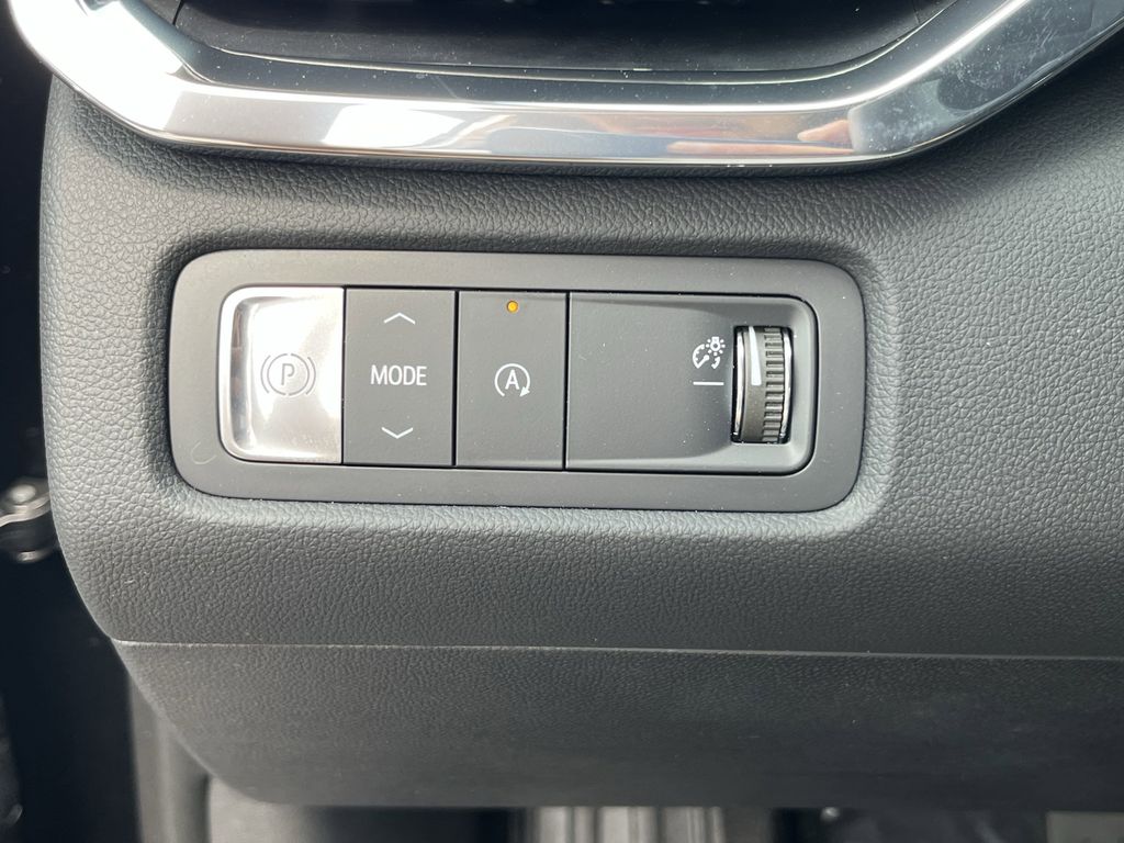 new 2025 GMC Acadia car, priced at $47,465