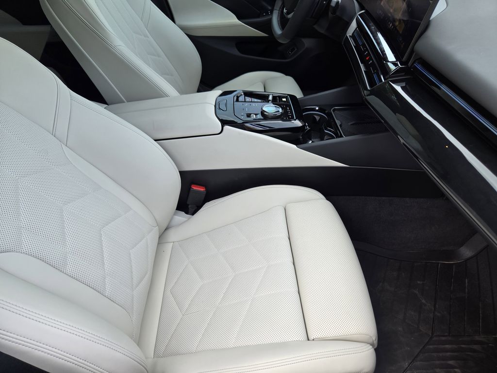used 2024 BMW 5-Series car, priced at $38,954