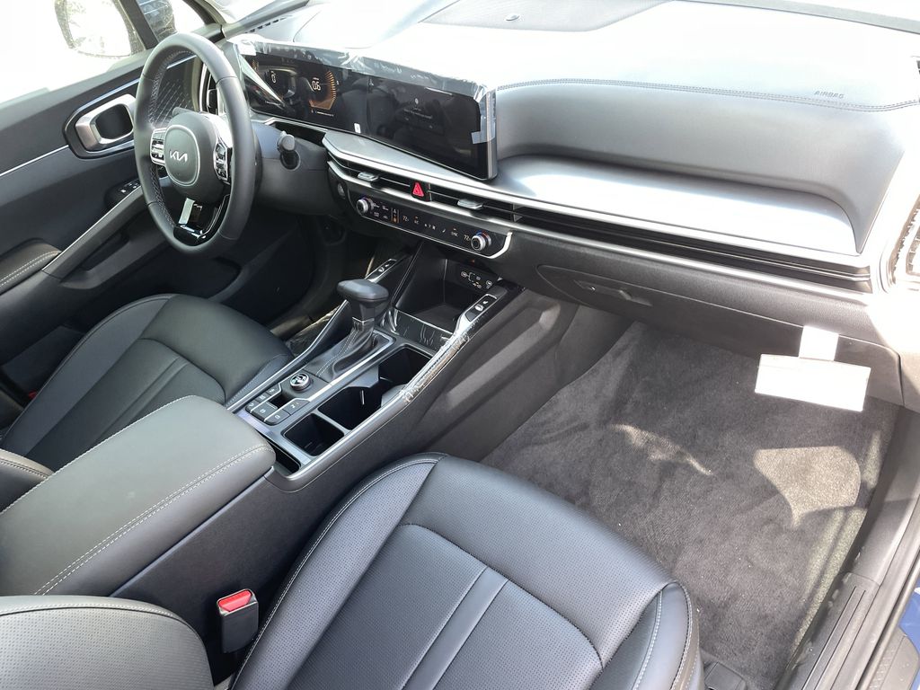 new 2025 Kia Sorento car, priced at $32,499