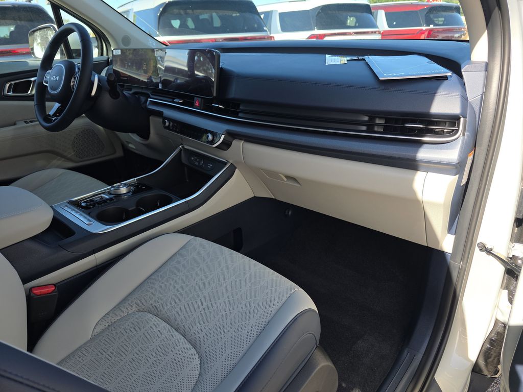 new 2026 Kia Carnival Hybrid car, priced at $43,116