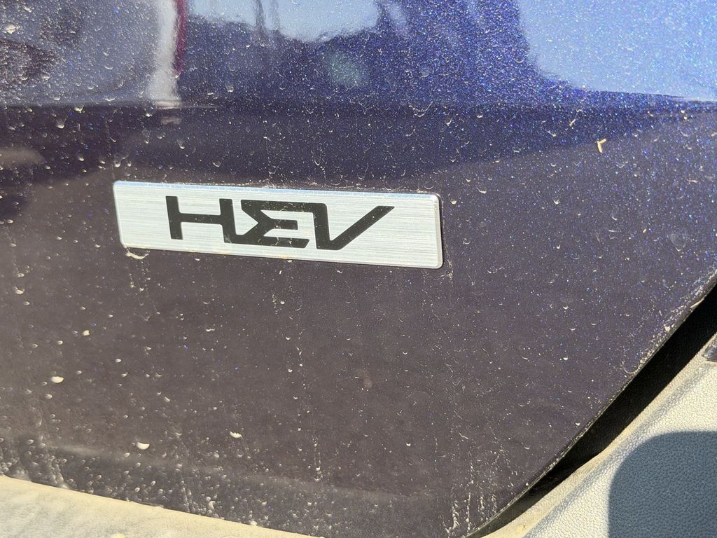 new 2026 Kia Carnival Hybrid car, priced at $38,702