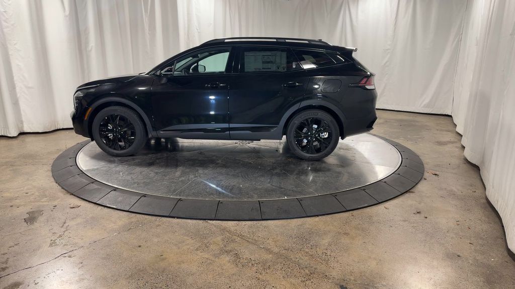 new 2025 Kia Sportage Plug-In Hybrid car, priced at $45,506