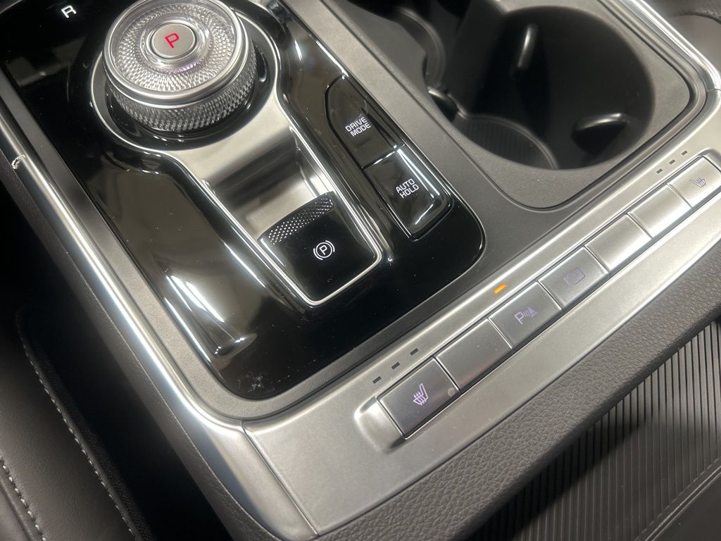 new 2026 Kia Carnival Hybrid car, priced at $43,570