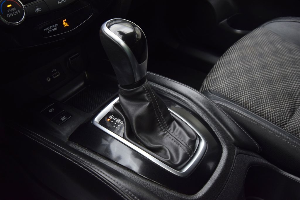 used 2020 Nissan Rogue Sport car, priced at $15,000