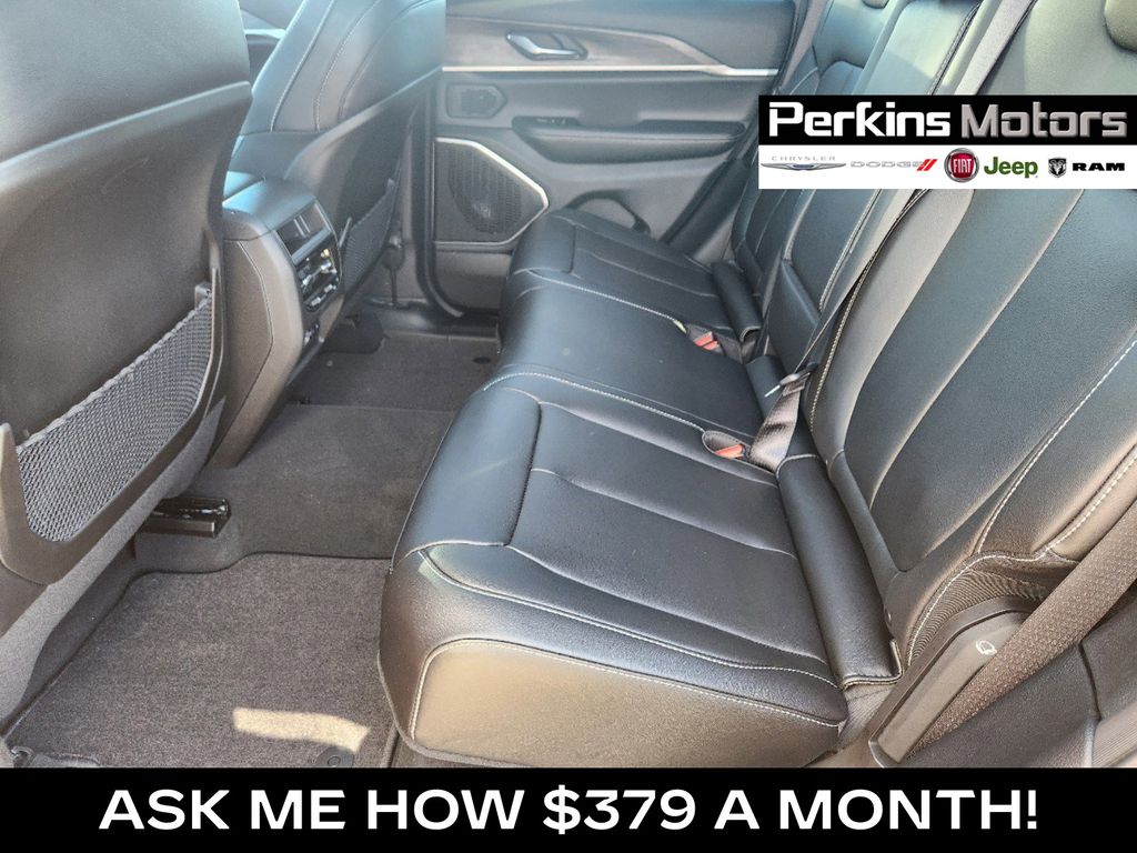 new 2025 Jeep Grand Cherokee car, priced at $48,369