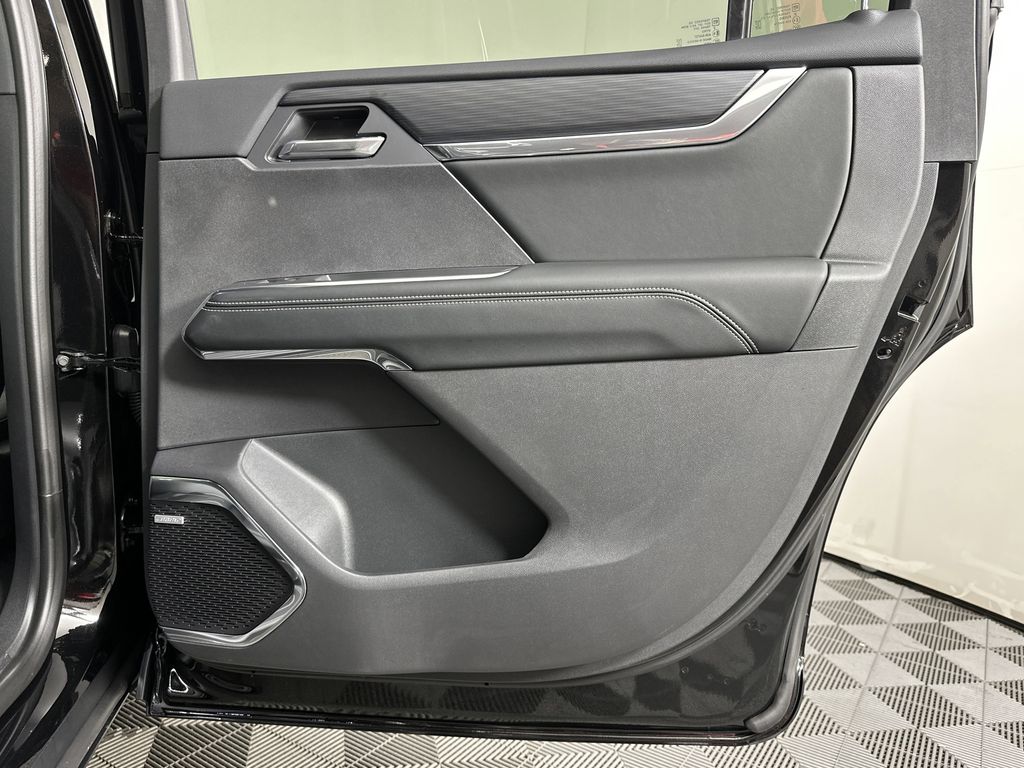 new 2025 GMC Acadia car, priced at $45,824