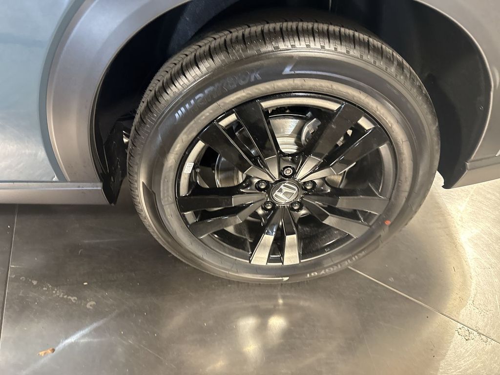 new 2026 Honda HR-V car, priced at $31,350