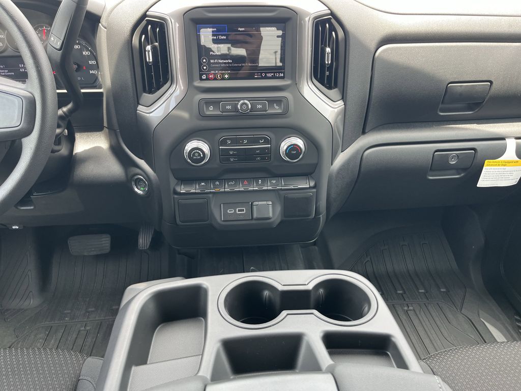 new 2025 GMC Sierra 1500 car, priced at $44,475