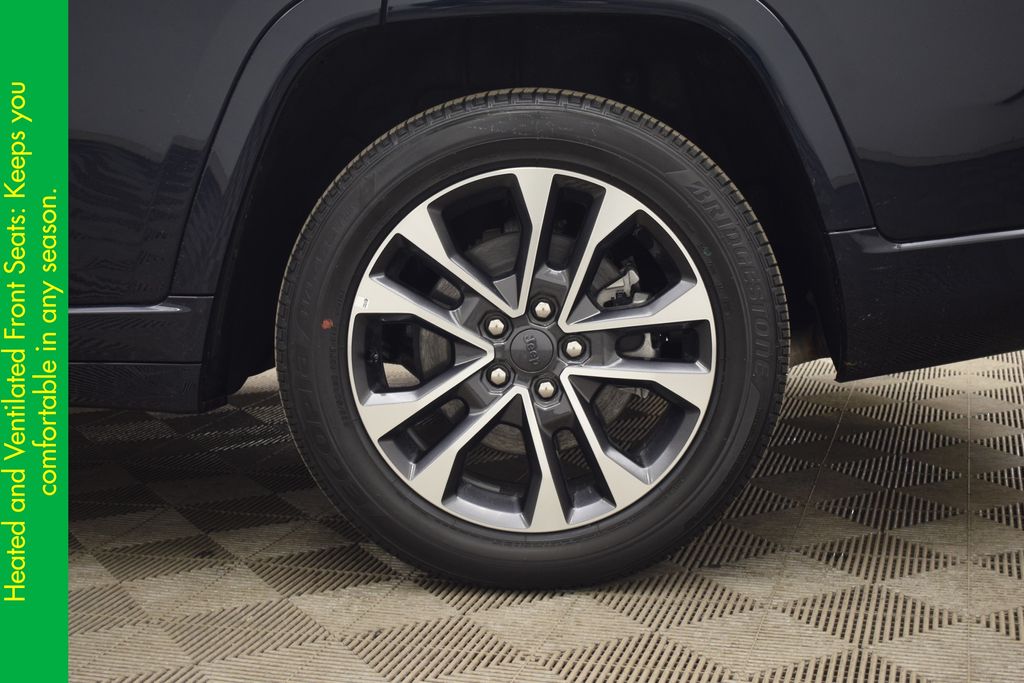 new 2024 Jeep Grand Cherokee L car, priced at $65,451