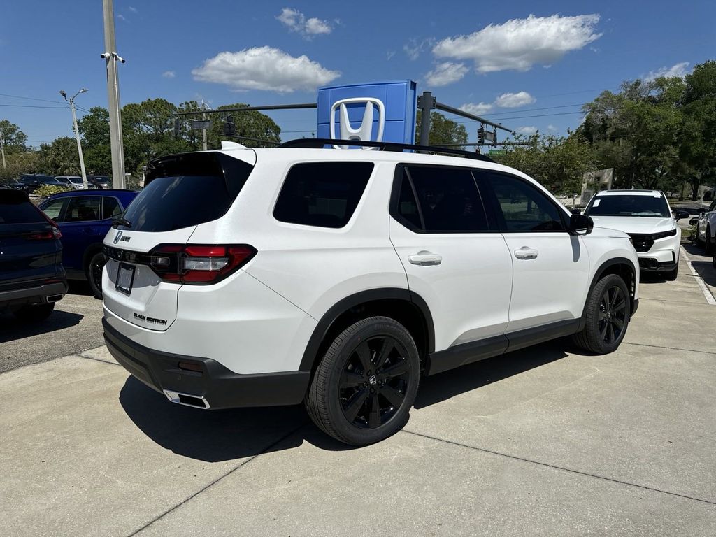 new 2025 Honda Pilot car, priced at $54,226