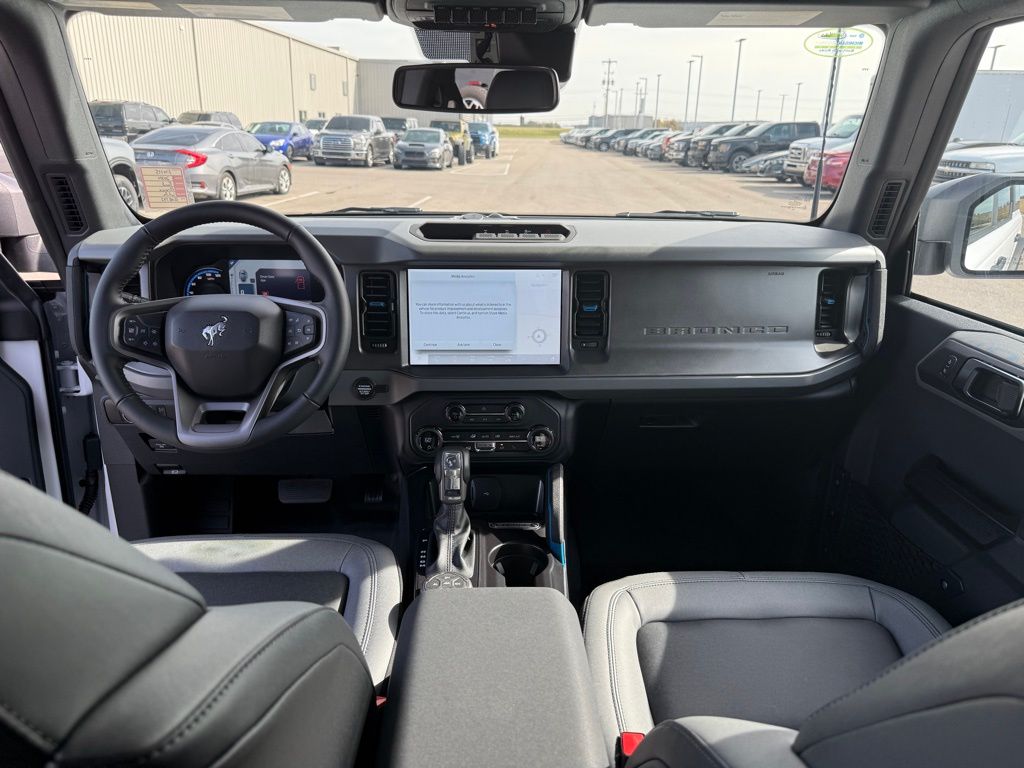 new 2024 Ford Bronco car, priced at $48,626