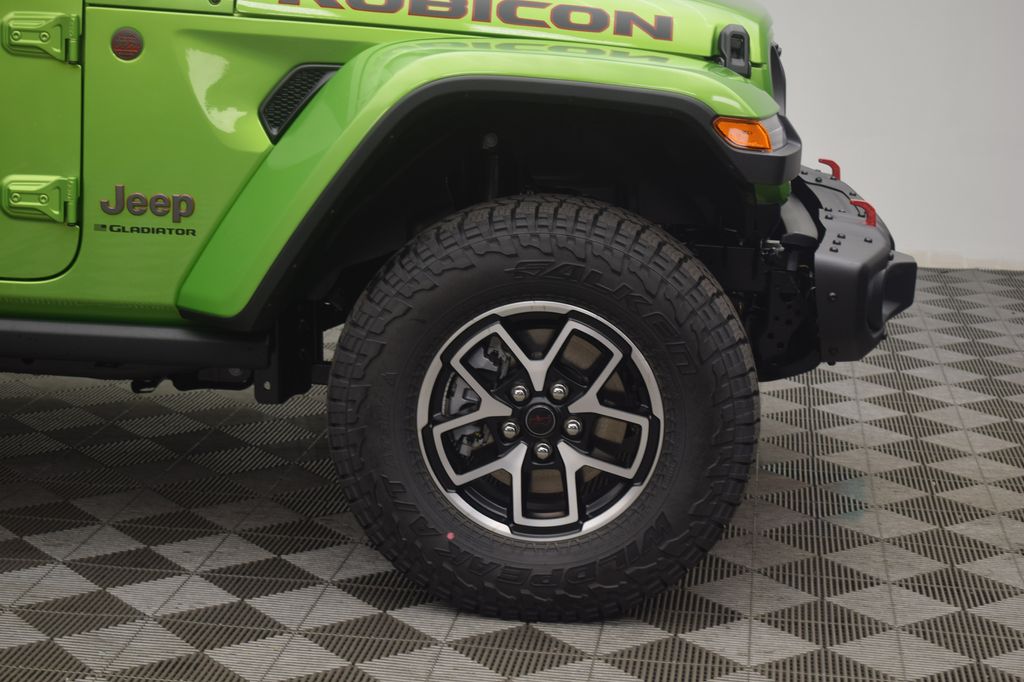 new 2025 Jeep Gladiator car, priced at $55,906